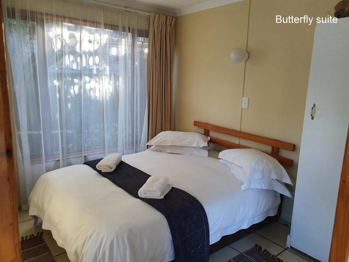 เลคไซด์ แอคคอมมอเดชั่น Hotel นิสนา ภายนอก รูปภาพ